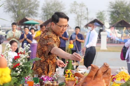 ร่วมพิธีทางพระพุทธศาสนา พิธีพราหมณ์ พิธีบวงสรวง สมเด็จพระนเรศวรมหาราช ประจำปี พ.ศ. 2567